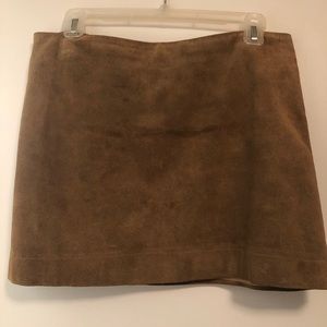 Banana republic suede mini skirt. Size 10.